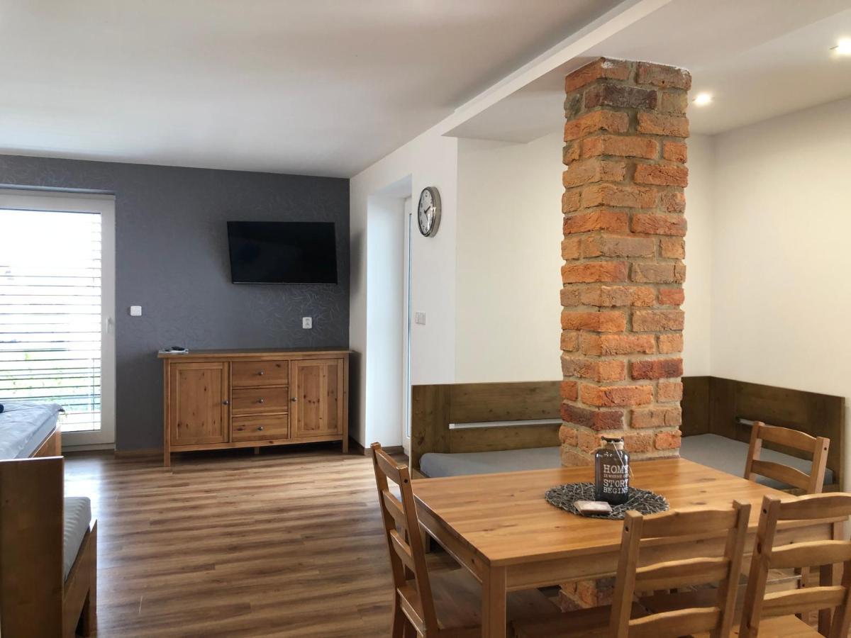 Anico Apartmany Dolni Benesov Buitenkant foto